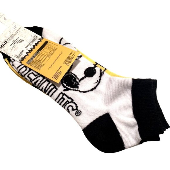 Peanuts Snoopy Socks White Yellow Black Mens Ankle Socks 3 Pck Novelty Funny New - Picture 6 of 10